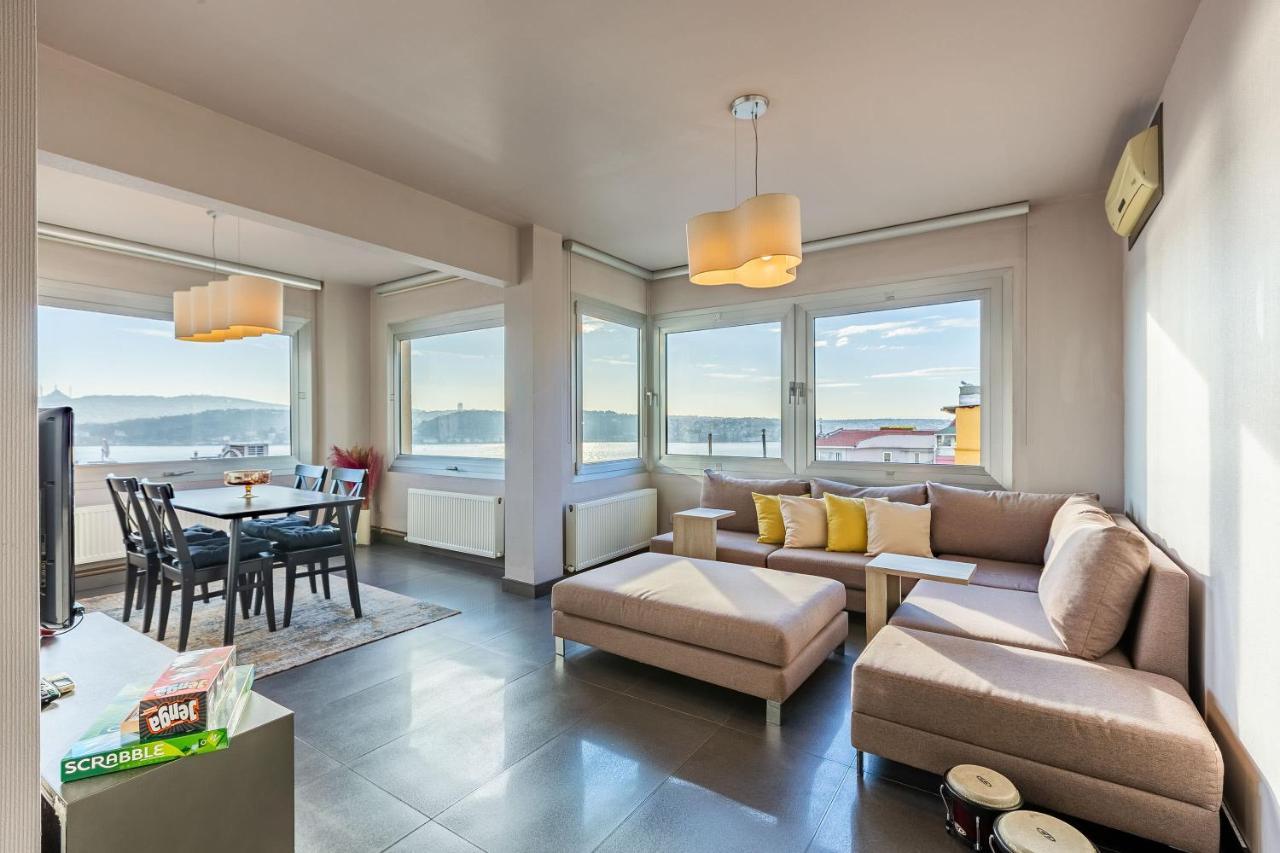 Stylish Apartment With Panaromic View In Besiktas Apartament